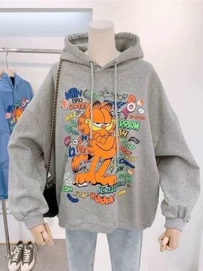 Grey Hoodie with Garfield Graphic size Xlarge